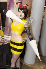  cosplay-03-bee.jpg