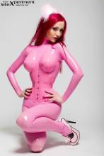  pink-04_latex_catsuit_corset_hair.jpg