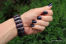 dark_blue_nails_IMG_2800_sugilite_bracelet.JPG