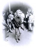 Edie Sedgwick in pantyhose (15)