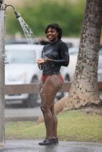  Serena_Williams_Surfing_in_Hawaii_09.jpg