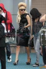  lady_gaga-rubber-dress-vancouver-47.jpg
