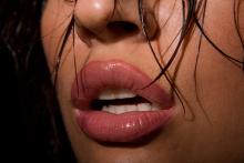  lips-lipstick-05-pink.jpg thumbnail