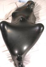  balloon-bondage-mummification-02.jpg