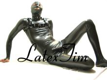  men-in-latex-03.jpg