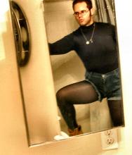  posemirror.jpg thumbnail