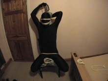  8b chair head bondage.png