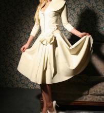  latex-dress-creme-01.jpg thumbnail