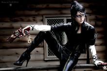  bayonetta_cosplay_by_yuegene-d36s15i.jpg