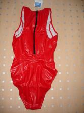  shiny-red-swimsuit-mizuno-05.jpg thumbnail