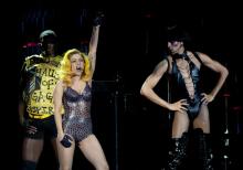  lady_gaga-holland-latex-men-in-pantyhose-53.jpg