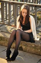  candid-pantyhose-393-black.jpg