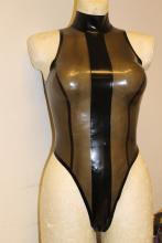  transparent-latex-swimsuit-06.jpg