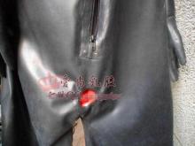  latex-zentai-suit-06-gag.jpg thumbnail