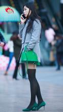  candid-pantyhose-438.jpg thumbnail