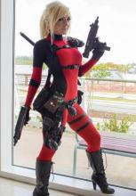  Lady Deadpool.jpg