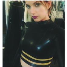  latex-top-01.jpg