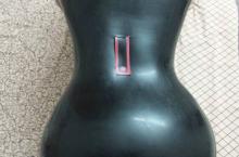  latex-dress-hourglass-01.jpg