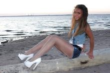  candid-pantyhose-513-shorts.jpg thumbnail