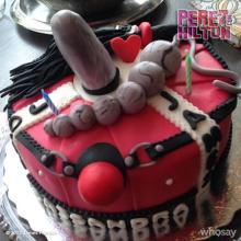  kinky-new-year-cake-01.jpg thumbnail