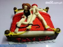  fetish-food-14-kinky-cake.jpg thumbnail