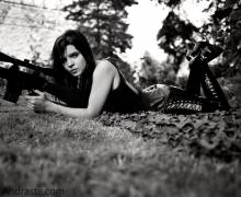  latex_girls_with_guns-02.jpg thumbnail