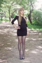  candid-pantyhose-569-black.jpg thumbnail