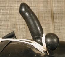  cock-erection-205-latex_catsuit_zentai.jpg thumbnail