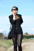  candid-pantyhose-591_black_shorts.jpg