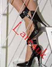  high-heel-cuff-01.jpg thumbnail