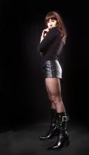  leather-mini-skirt-pantyhose-07.jpg thumbnail