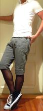  men_in_pantyhose_500.jpg thumbnail