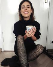  candid_pantyhose_751_black_fishnets.jpg thumbnail