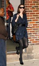  anna_hathaway-08-pantyhose.jpg