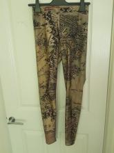  lotr_blackmilk-leggings-02.jpg thumbnail