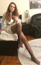  candid_pantyhose_871_black_selfie.jpg