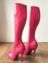  pink_high-heeled_boots-02.jpg thumbnail
