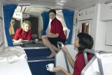  stewardesses-in-pantyhose-14.jpg thumbnail