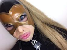  latex_hood-01.jpg thumbnail