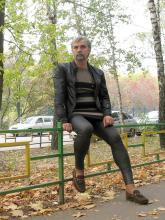 Filename: man_in_shiny_leggings-01.jpg Size: 300.34 KB Uploaded: 07 Aug 2018, 13:01 Views: 19x man_in_shiny_leggings-01.jpg