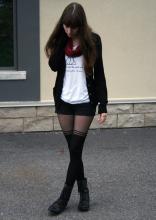  candid_pantyhose_993_black_shorts.jpg thumbnail