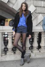  candid_pantyhose_1012_black+shorts.jpg thumbnail