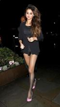  selena_gomez-02_pantyhose.jpg thumbnail