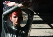  asphyxiation-bondage-38-plastic_bag_latex_catsuit.jpg thumbnail