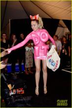  pink-15_Miley_Cyrus_in_pink_latex.jpg