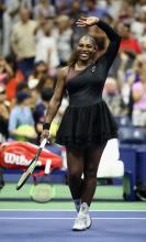  serena_williams-07-fishnet_pantyhose.jpg