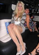  candid_pantyhose_1171_shiny.jpg thumbnail