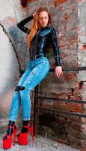  candid_latex-89_latex_catsuit_jeans.jpg