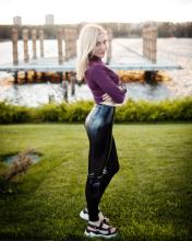  femininity-36_shiny_leggings_back_arch.jpg