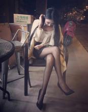  candid_pantyhose_1402_black.jpg thumbnail